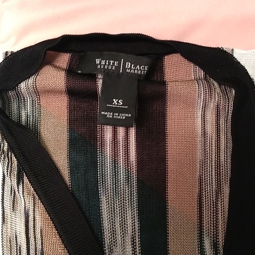 White House Black Market top - Picture 2 of 4